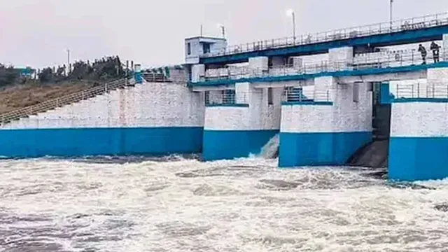 கனமழையால் செம்பரம்பாக்கம் ஏரிக்கு நீர்வரத்து அதிகரிப்பு – தீவிர கண்காணிப்பில் அதிகாரிகள்!