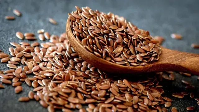 இதய ஆரோக்கியம் முதல் உடல் எடை கட்டுப்பாடு வரை... ஆளி விதைகளின் அற்புத நன்மைகள்!