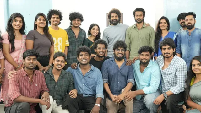 ‘மொத ராத்திரி’ படக்குழுவை நேரில் அழைத்துப் பாராட்டிய சிவகார்த்திகேயன்!