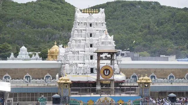 திருப்பதி ஏழுமலையான் கோயிலில் ஒரே நாளில் ரூ.4.56 கோடி உண்டியல் காணிக்கை! 83 ஆயிரத்துக்கும் மேற்பட்ட பக்தர்கள் தரிசனம்!