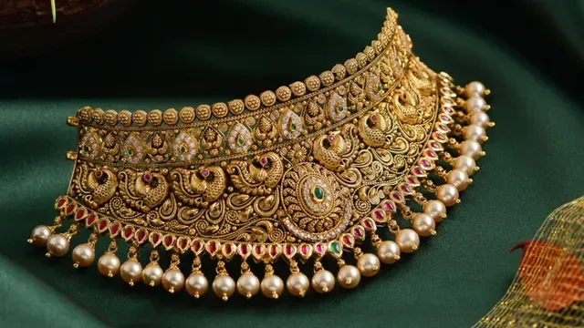 தங்கம் விலை சவரனுக்கு ரூ.320 குறைவு! இன்று ஒரு சவரன் எவ்வளவு தெரியுமா?