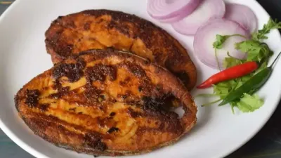 வீட்டிலேயே சுவையான வஞ்சிரம் மீன் வறுவல் செய்வது எப்படி?