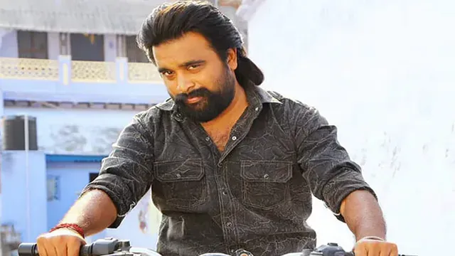 சசிகுமாரின் புதிய படம் தொடக்கம்! பூஜையுடன் படப்பிடிப்பு ஆரம்பம்!