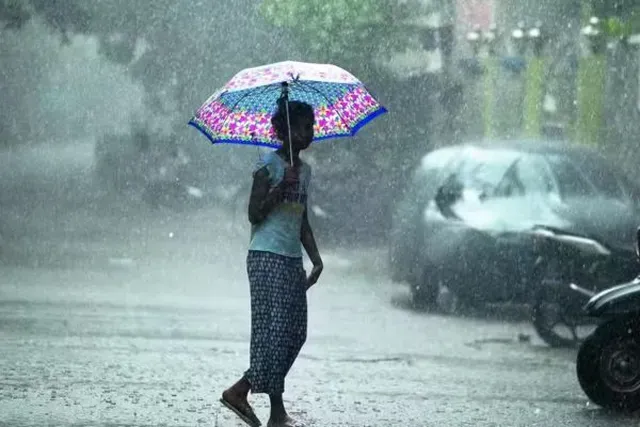 2 மணி நேரத்தில் 13 செ.மீ. மழை! உத்திரமேரூரில் அதிதீவிர கனமழை!