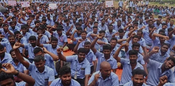 பேச்சுவார்த்தையில் ஒரு தரப்புடன் உடன்பாடு சாம்சங் தொழிலாளர்கள் போராட்டம்..!!