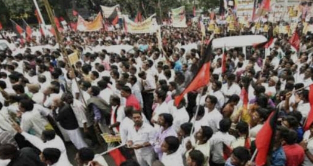தமிழ்நாடு முழுவதும் இன்று அதிமுக போராட்டம்..!!