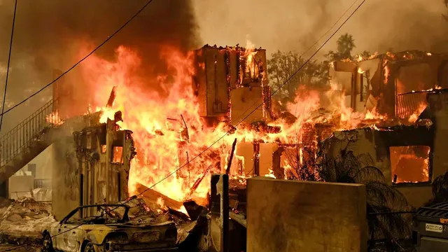 அமெரிக்க லாஸ்ஏஞ்செல்சில் காட்டுத் தீ விபத்து.. பலி எண்ணிக்கை 24ஆக உயர்வு..!!