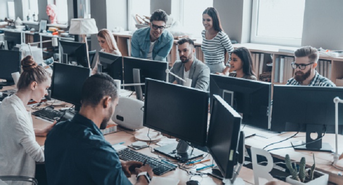 இனி கண்டிப்பாக அலுவலகத்திற்கு வர வேண்டும்..!! பிரபல IT நிறுவனம் வெளியிட்ட புதிய உத்தரவு..!!