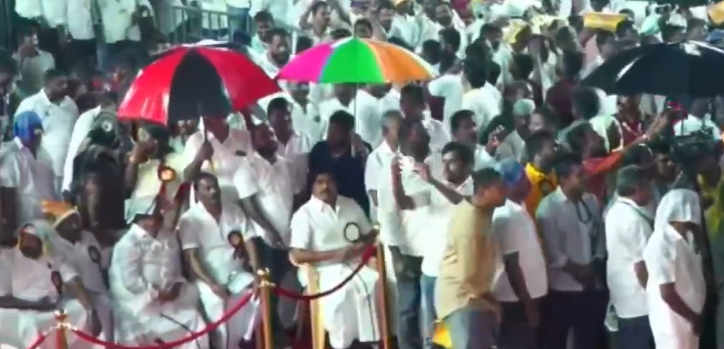 BREAKING | தி.மு.க-வின் முப்பெரும் விழாவுக்கு இடையே கொட்டிய கனமழை..!! தொண்டர்கள் அவதி..!!