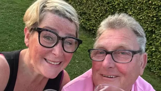 50 ஆண்டுக்கு பின் மகளை கண்டுபிடித்த தந்தை..!!