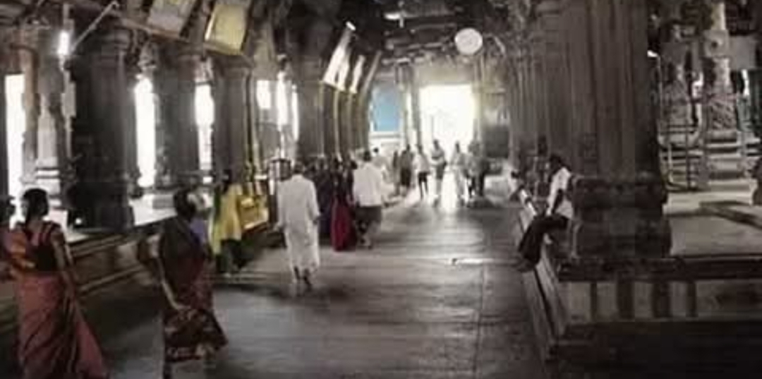 ஆலயத்திற்கு போனால் சாமியை ஏன் வலம் வந்து கும்பிடுறோம்..??