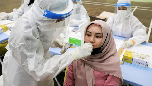 மலேசியாவில் புதிய வகை கொரோனா தொற்று XFG பரவல்..!! அதிர்ச்சி தகவல்..!!