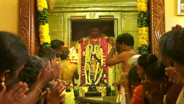 கோயிலுக்கு நாம் ஏன் செல்ல வேண்டும் தெரியுமா..?? ஒரு அறிவியல் ரீதியான அலசல் இதோ..!!
