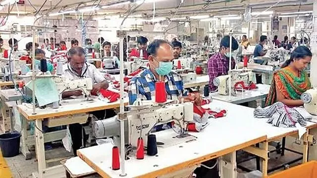 அமெரிக்க வரிவிதிப்பு..!! திருப்பூரில் தொழில் முடங்கும் அபாயம்..!!