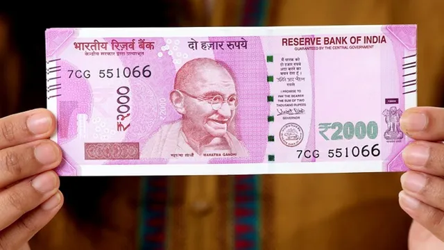 ‘ரூ.2000 நோட்டுகளை திருப்பித் தரலாம்’.. RBI முக்கிய உத்தரவு..!!