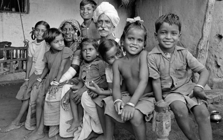 70/80-களில் பிறந்தவர்கள் அனுபவித்த (சொன்ன) அண்ட புளுகுகள்..!! படித்ததில் ரசித்தது..!!