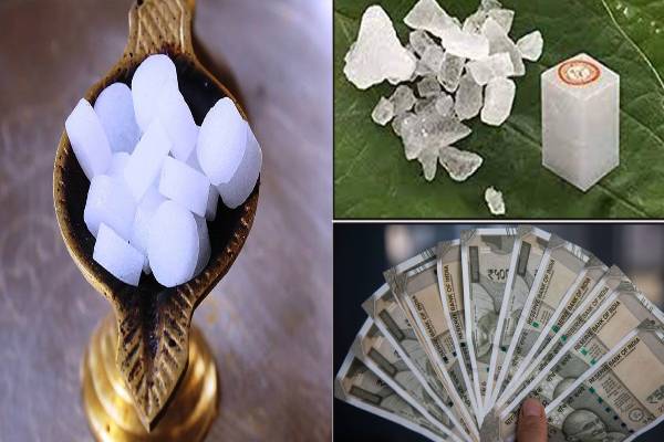 உங்களிடம் பணம் குவியணுமா..?? கற்பூரத்தை எப்போதும் இப்படி வைத்தாலே போதும்..!!