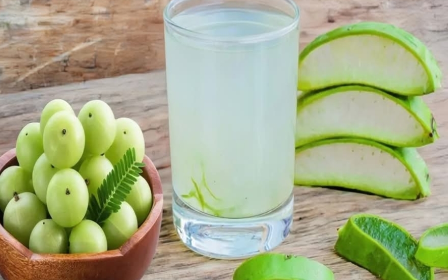 காலை 1 கிளாஸ் கற்றாழை ஜூஸ்.. இவ்வளவு நல்லதா..!!