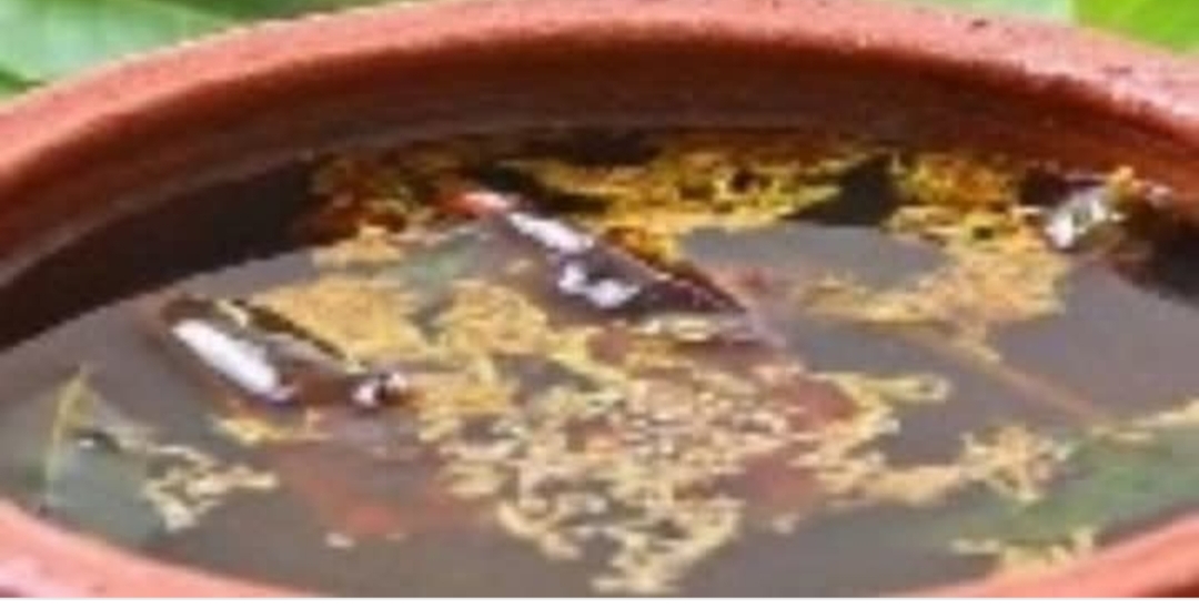 சித்திரை வருடப்பிறப்பு அன்று மருத்துநீர் வைத்து நீராடுவது காலம்காலமாக கடைப்பிடிக்கும் முறை..!!