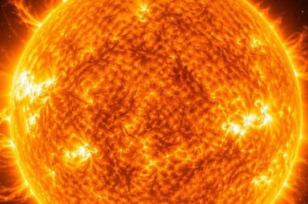 சந்திரனுக்கு பௌர்ணமி நாள் இருப்பது போல் சூரியக் கடவுளுக்கும் விசேஷ நாள் உள்ளதா..??