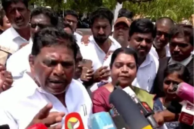 தூத்துக்குடி எஸ்.பி. அலுவலகம் முன்பு திமுகவினர் தர்ணா போராட்டம்..!!