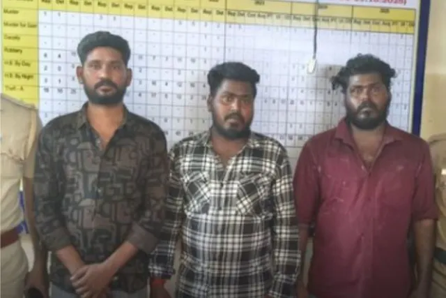 மதுரையில் பட்டியல் சமூக மக்களின் வீடுகள் சேதம்: 3 பேர் கைது..!!