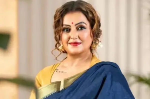 “14 வயதிலேயே சினிமா வாய்ப்பு வந்தது!” – நடிகை சோனா!