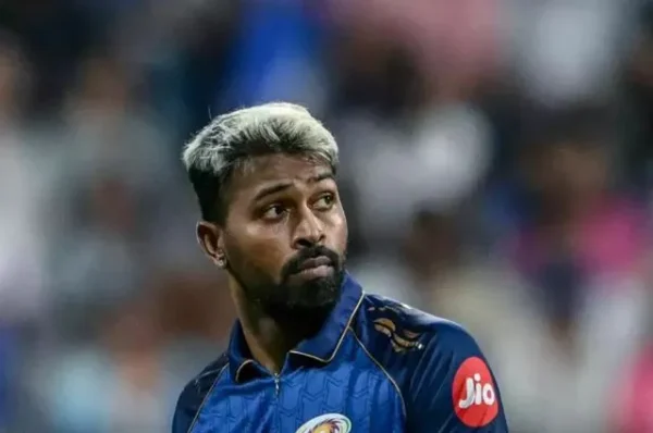 ஹர்திக் பாண்டியாவை குறிவைக்கும் CSK, KKR? வெளியான பரபரப்பு தகவல்!